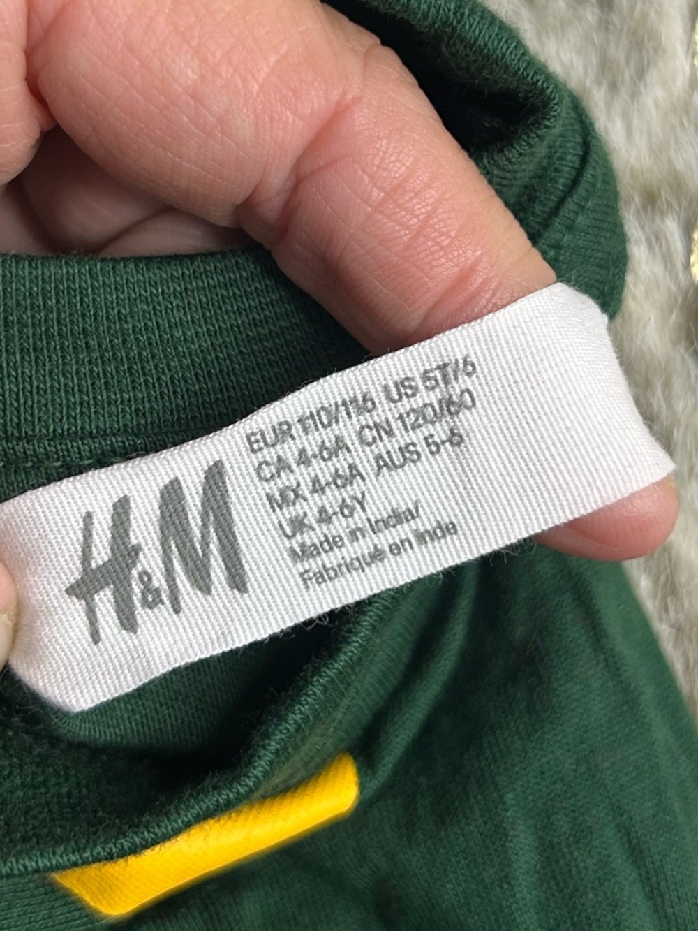 5 for $25🔥H&M "Jolly And Bright" Green‎ Long Sleeve T-Shirt Kids 5T/6 - Picture 3 of 5